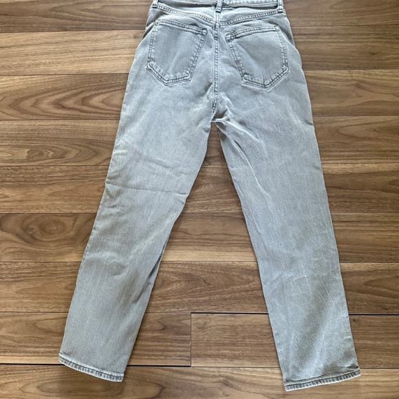🔸Abercrombie & Fitch Gray Straight Leg Pants - Picture 4 of 8